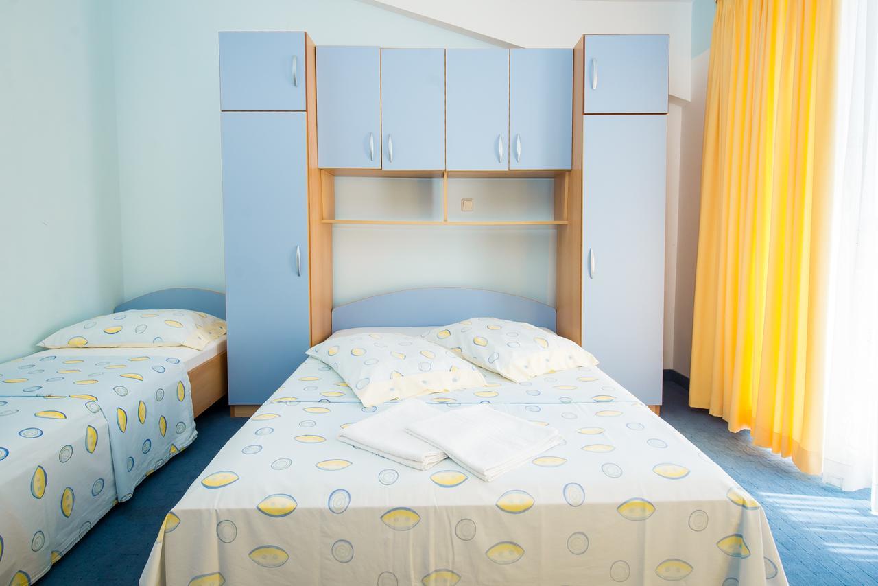 Bed And Breakfast Helena Kaštela Esterno foto